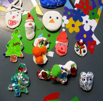 Some of the Xmas Clay Magnets made during my drop-in art workshop!